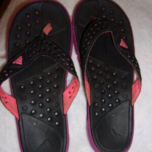 Adidas Flip flops size 8 Climacool